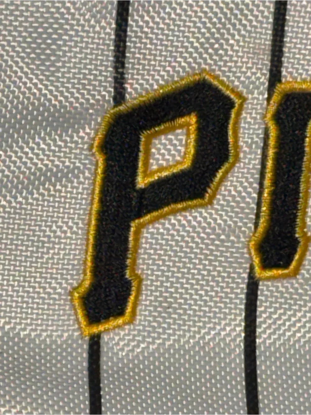 MLB Baseball Pittsburgh Pirates Duffle Travel Gym Storage Cooler Bag Pre Owned U